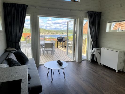 Havsutsikt på Orust – 300 m till badplatsen. - Bild 7