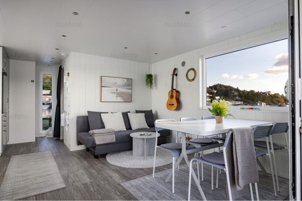 Lyxig husbåt med bastu, takterrass och havsaccess - Bild 10