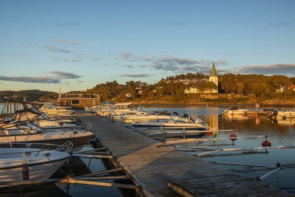 Lyxig husbåt med bastu, takterrass och havsaccess - Bild 21