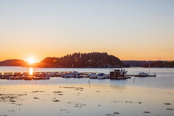 Lyxig husbåt med bastu, takterrass och havsaccess - Bild 22