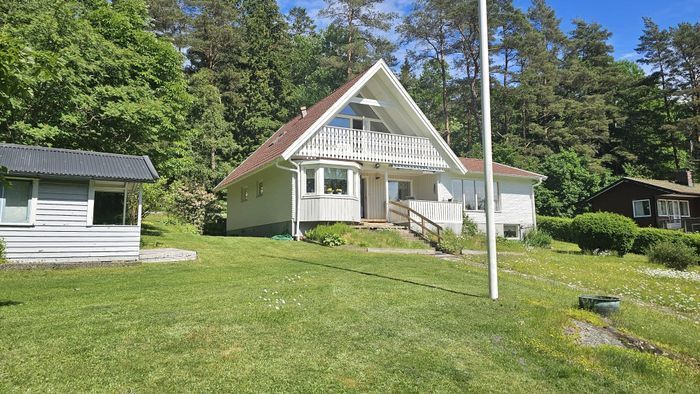 Fridfullt boende nära hav och skog | SE09158 - Bild 25