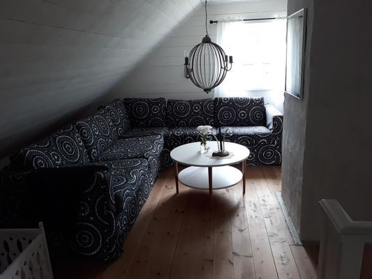 Stuga med havsutsikt i Kovik - Bild 8