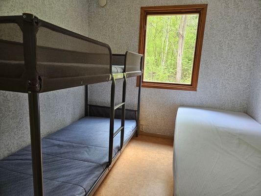 Mysig stuga med privat bastu - Bild 8