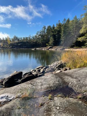 Nybyggt Attefalls hus vid Vänern med sjöutsikt - Bild 11