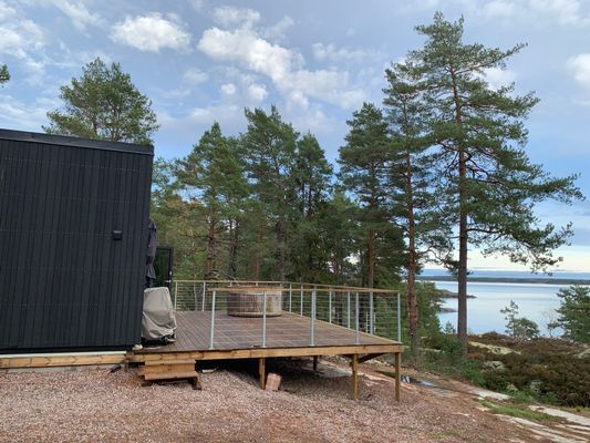 Nybyggt Attefalls hus vid Vänern med sjöutsikt - Bild 3