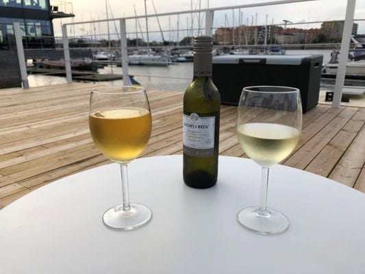 Husbåt mitt i Karlskrona - Bild 8