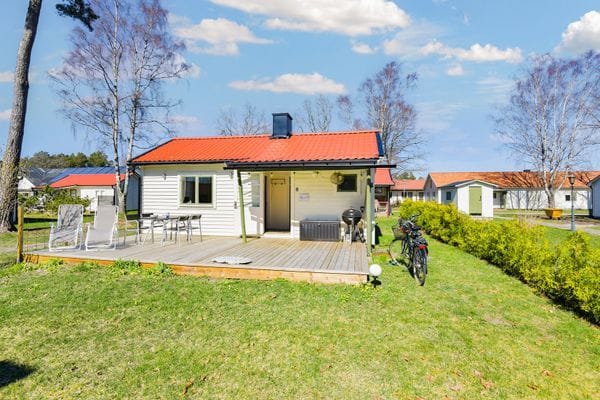 Charmig och enkel sommarstuga nära Tofta strand - Bild 2