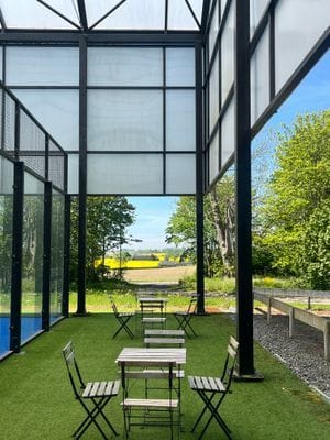 Centralt gathus - bas för en fantastisk padelresa - Bild 12