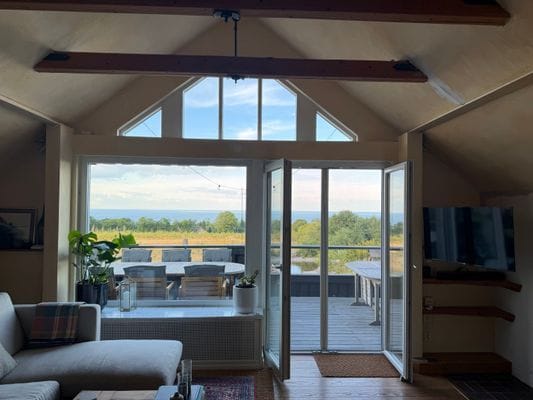 Äppelgårdsvilla på Kivik—Panoramautsikt över havet