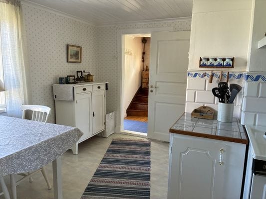 Sommarhus i Havstenssund med sjöbod - Bild 5