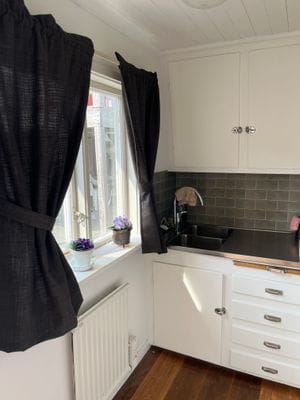 Mysig stuga på sydvästra Tjörn - Bild 4