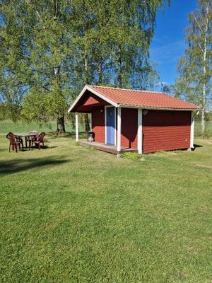 Liten mysig stuga vid Vättern - Bild 4