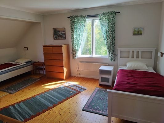 Urshult, mysigt hus med högt och soligt läge - Bild 11
