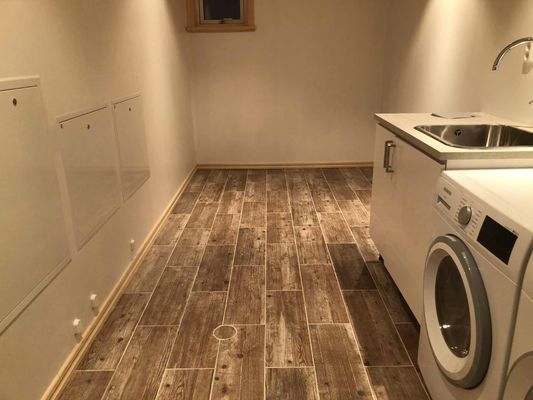 VILLA SKALSVALLEN, Skalets torg, inomhusbordtennis - Bild 94