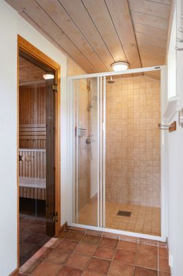 Vacker villa vid kusten i skärgården - Bild 20