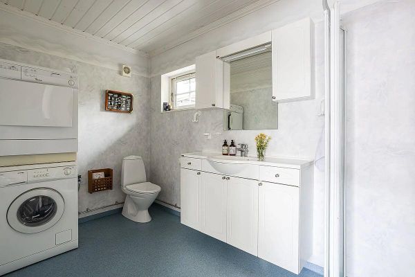 Skärgårdshus med bastu och brygga nära Stockholm - Bild 3