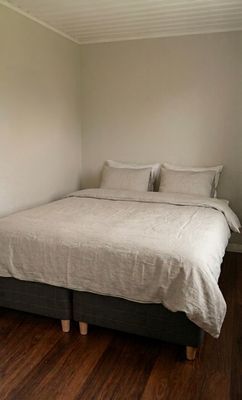 Skärgårdshus med bastu och brygga nära Stockholm - Bild 8