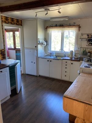 Furusund strandtomt mysigt hus och tomt - Bild 7