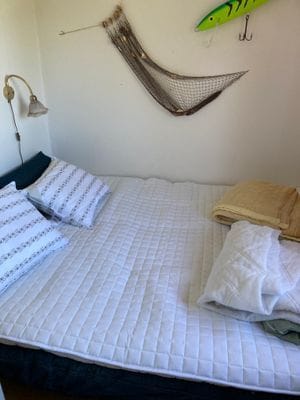 Furusund strandtomt mysigt hus och tomt - Bild 8
