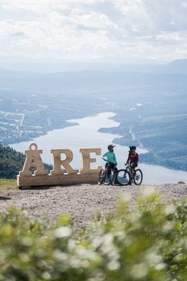 Charmig lägenhet med balkong