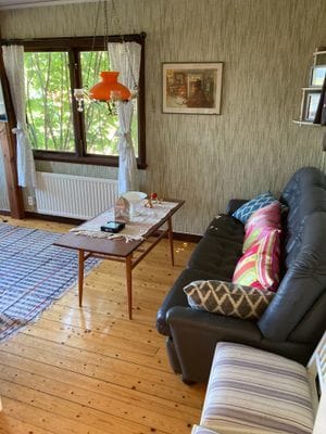 Furusund strandtomt mysigt hus och tomt - Bild 16