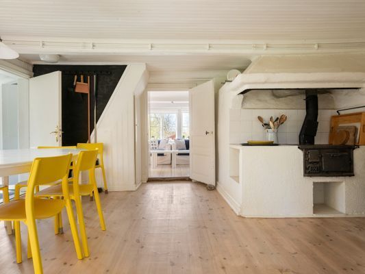Skärgårdsidyll på Ingarö – 1800-talstorp nära hav - Bild 13