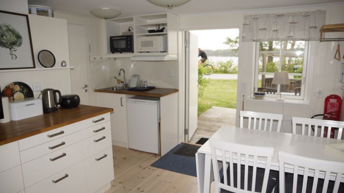 Lägenhet med privat strand och brygga - Bild 2