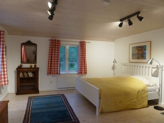 SOVRUMMET No. 1 MED DUBBELSÄNG (180 cm)