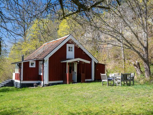 Skärgårdsidyll på Ingarö – 1800-talstorp nära hav - Bild 26