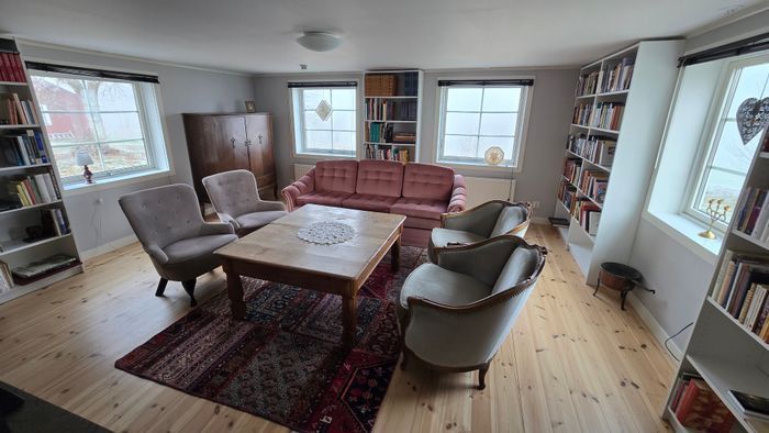 Gård från 1790 vid sjö – helt avskilt läge - Bild 18