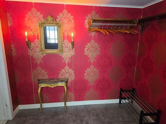 Gård från 1790 vid sjö – helt avskilt läge - Bild 10