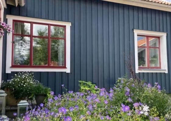 Mysigt hus i kyrkby nära Vänern - Bild 36