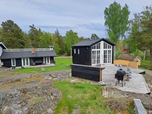 Annexet Malma. Sjöutsikt, egen brygga - Bild 9