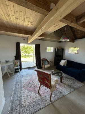 Studio m etage fritt läge i charmig Skånegård - Bild 54