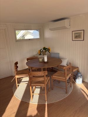 Nyrenoverad stuga i Apelviken,300 meter från havet - Bild 2