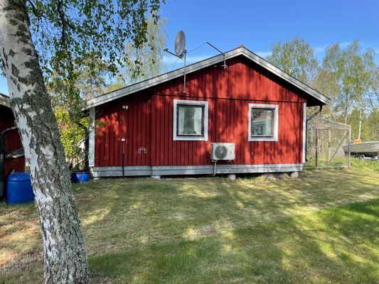 Mysig liten stuga i skärgården Figeholm - Bild 15
