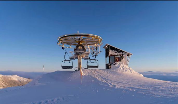 Tegeliften längst upp