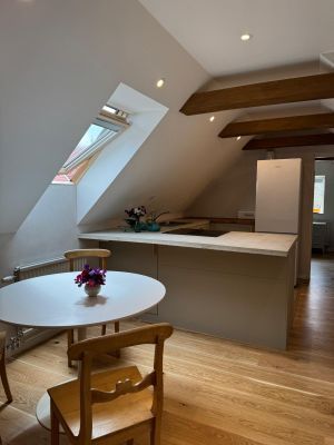 Nyrenoverat Gårdshus med pool nära Visby - Bild 5