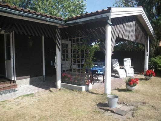 Nära bad och vacker lugn strand - Bild 19