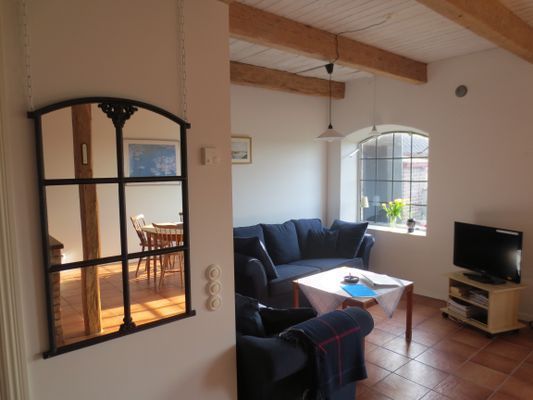 SMULTRONSTÄLLET - Stort gästboende med bastu! - Bild 36