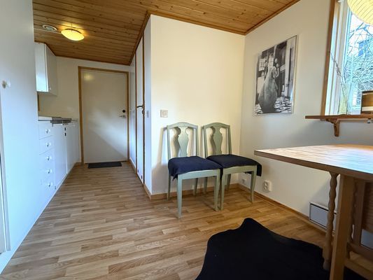 Lilla stugan med fyra sovplatser i våningssängar