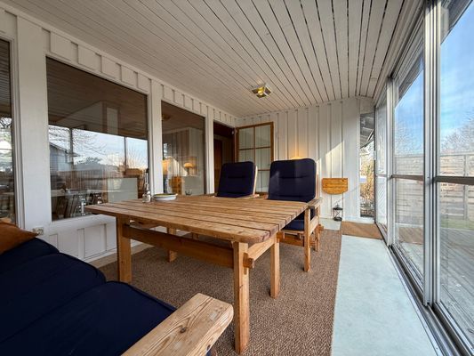 Stuga med skyddat läge nära havet - Bild 11