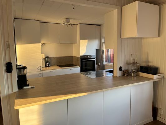 Äspholmen, strandnära skärgårdshus. - Bild 11