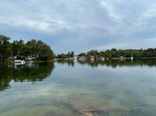 Charmiga sommarstuga på egen ö i Nyköpingsskärgård - Bild 2