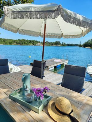 Charmiga sommarstuga på egen ö i Nyköpingsskärgård - Bild 3