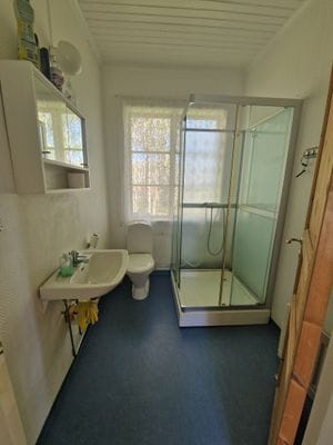 Boende 5 m från Vättern med roddbåt - Bild 11