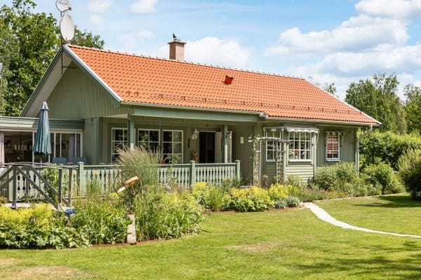 Hus med badtunna, bastu. 300 m till sjö.Båt ingår. - Bild 6