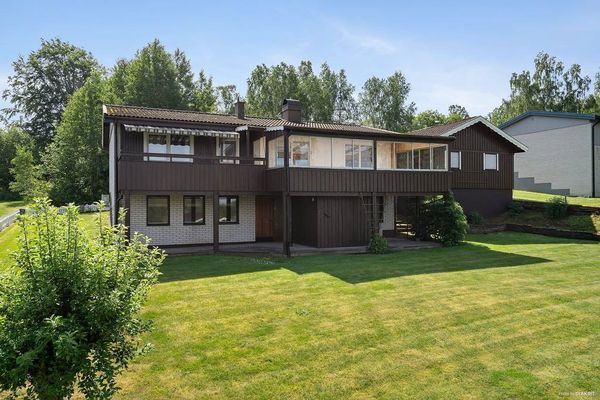 Fantastisk villa med sjöutsikt - Bild 3