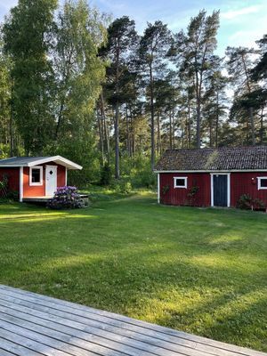 Adelsö idyll vid Mälaren med bastu och stor tomt - Bild 3
