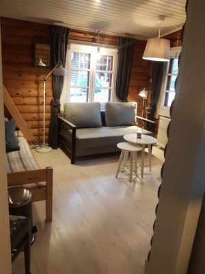 Stuga med tillgång till bastustuga & växthus - Bild 4